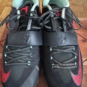 Nike Black and Red Athletic Shoes